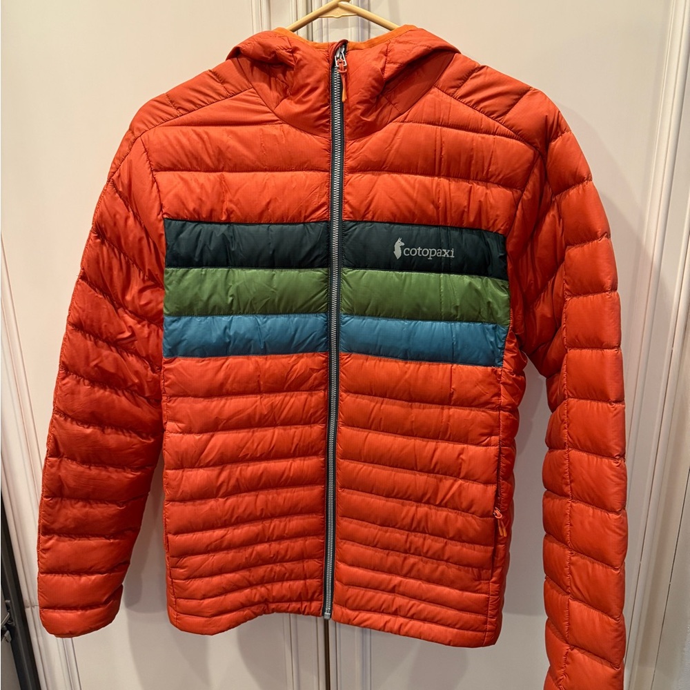 Men’s size Small Cotopaxi thin down winter jacket.